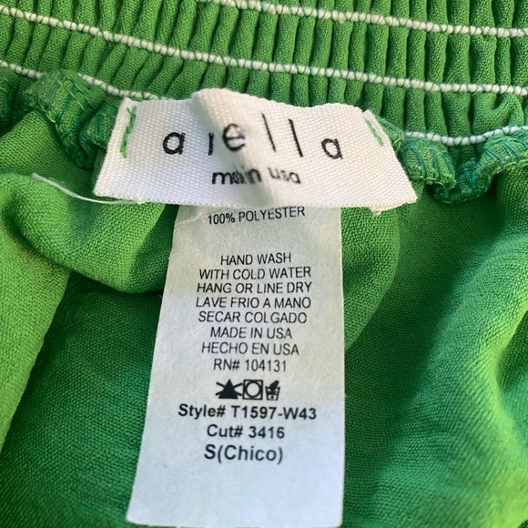 ☘️Green Off-Shoulder Blouse - Picture 6 of 8